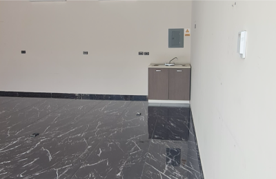 Local 9 | 10/34 Midtown Shops